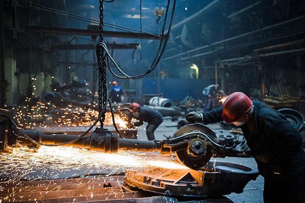 Disveys the production process of carbon steel: exploring the secret journey of the birth of steel